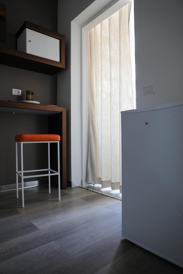 Interno 11 City View With Kitchen - 70 Mq Bari Luaran gambar